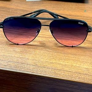 QUAY High Key Sunglasses in Pink Gradient